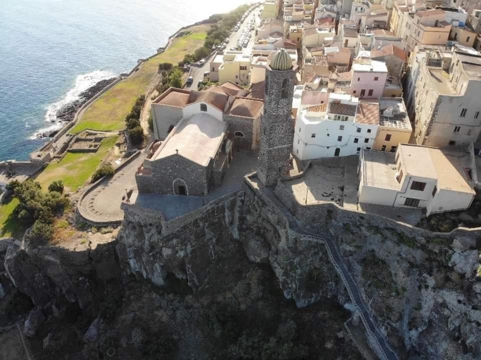“Cielo E Mare”, Casetta Nel Cuore Del Borgo Antico / “Sky & Sea”, Charming In The Heart Of Old Village กัสเตลซาร์โด ภายนอก รูปภาพ