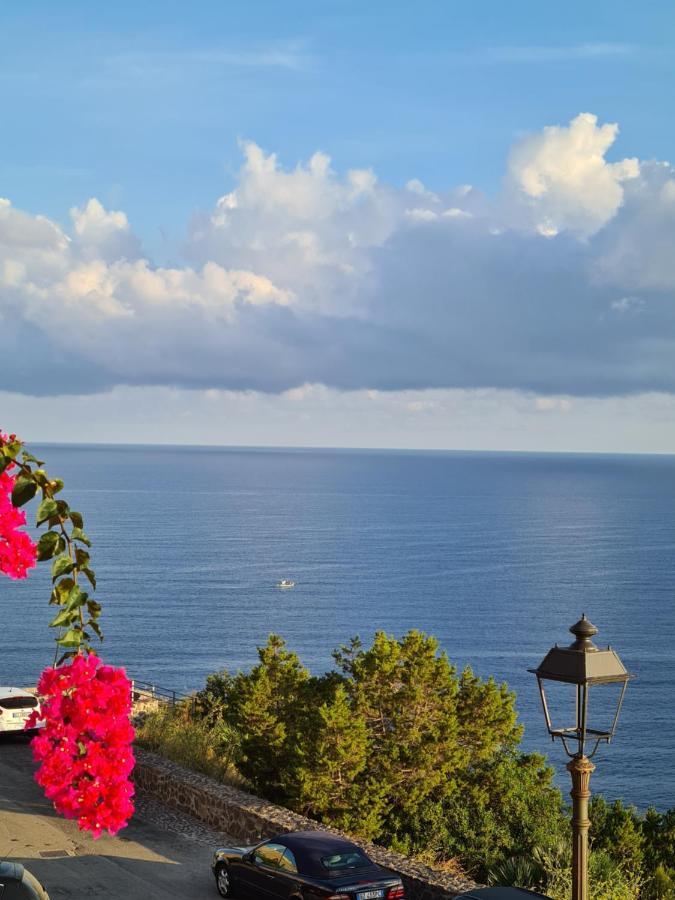 “Cielo E Mare”, Casetta Nel Cuore Del Borgo Antico / “Sky & Sea”, Charming In The Heart Of Old Village กัสเตลซาร์โด ภายนอก รูปภาพ