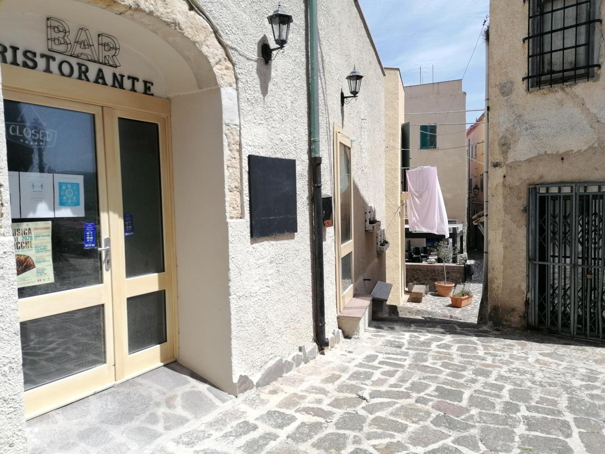 “Cielo E Mare”, Casetta Nel Cuore Del Borgo Antico / “Sky & Sea”, Charming In The Heart Of Old Village กัสเตลซาร์โด ภายนอก รูปภาพ