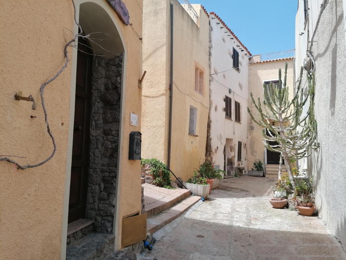 “Cielo E Mare”, Casetta Nel Cuore Del Borgo Antico / “Sky & Sea”, Charming In The Heart Of Old Village กัสเตลซาร์โด ภายนอก รูปภาพ